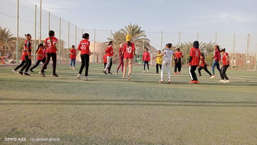 مشروع تدريب 1000 بنت (4)