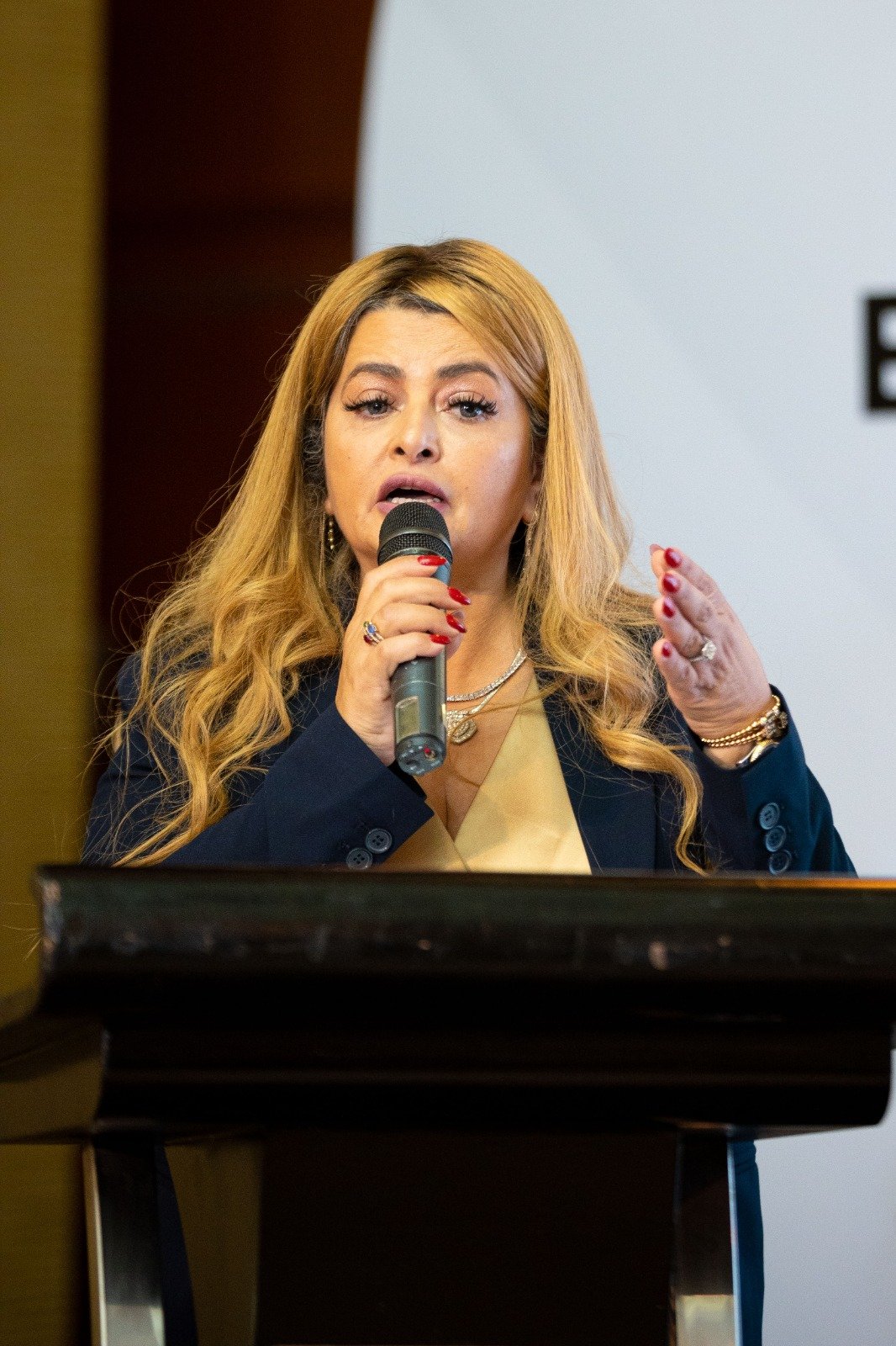 قمة المرأة المصرية تمنح جوائز «الملهمات» لـ5 شخصيات نسائية قيادية (1)