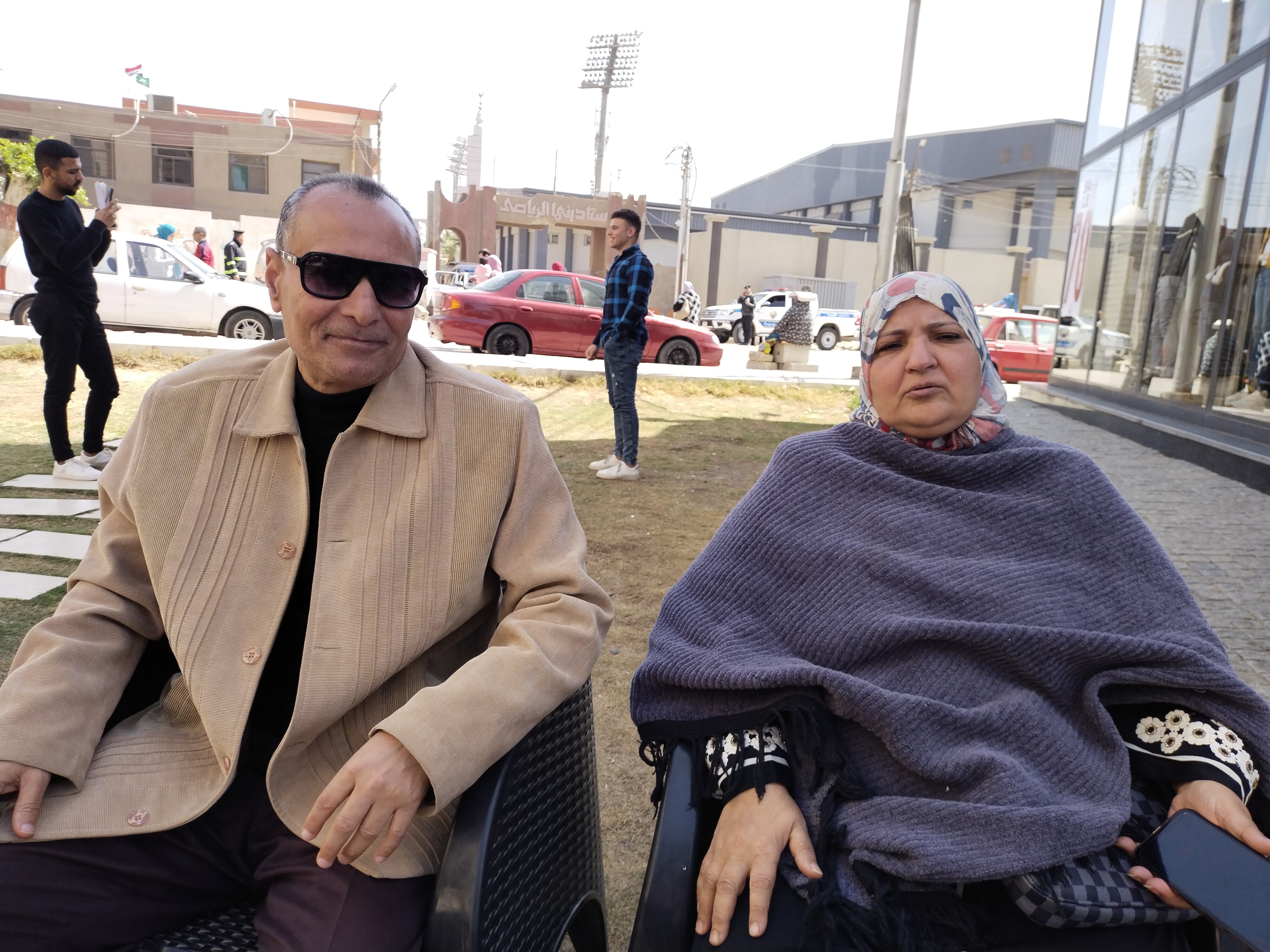 أحد الفائزين بحج القرعة بالقليوبية وزوجته (1)