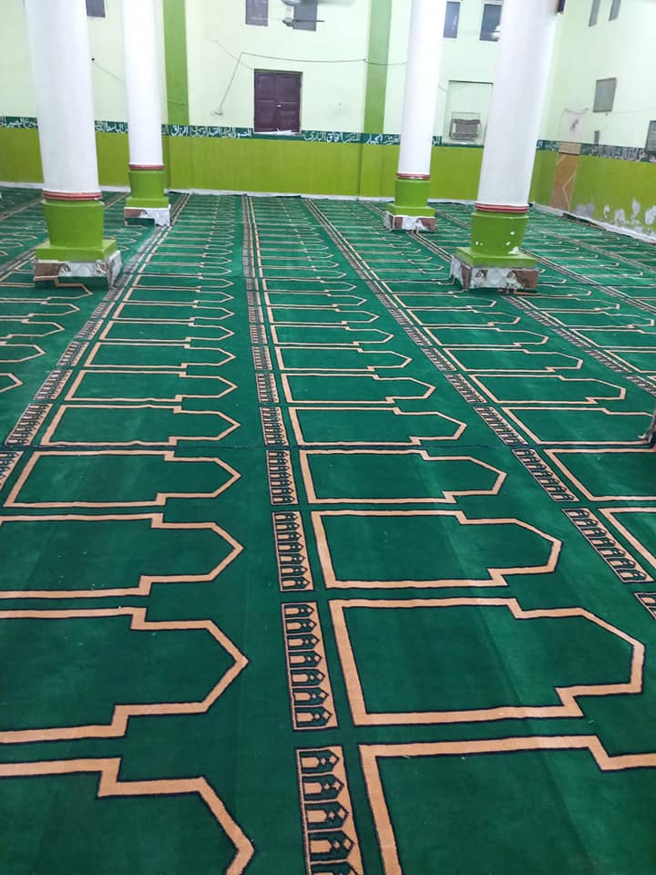 فرش مسجد النور بالزنيقة فى قرية أصفون بإسنا فرش مسجد النور بالزنيقة فى قرية أصفون بإسنا