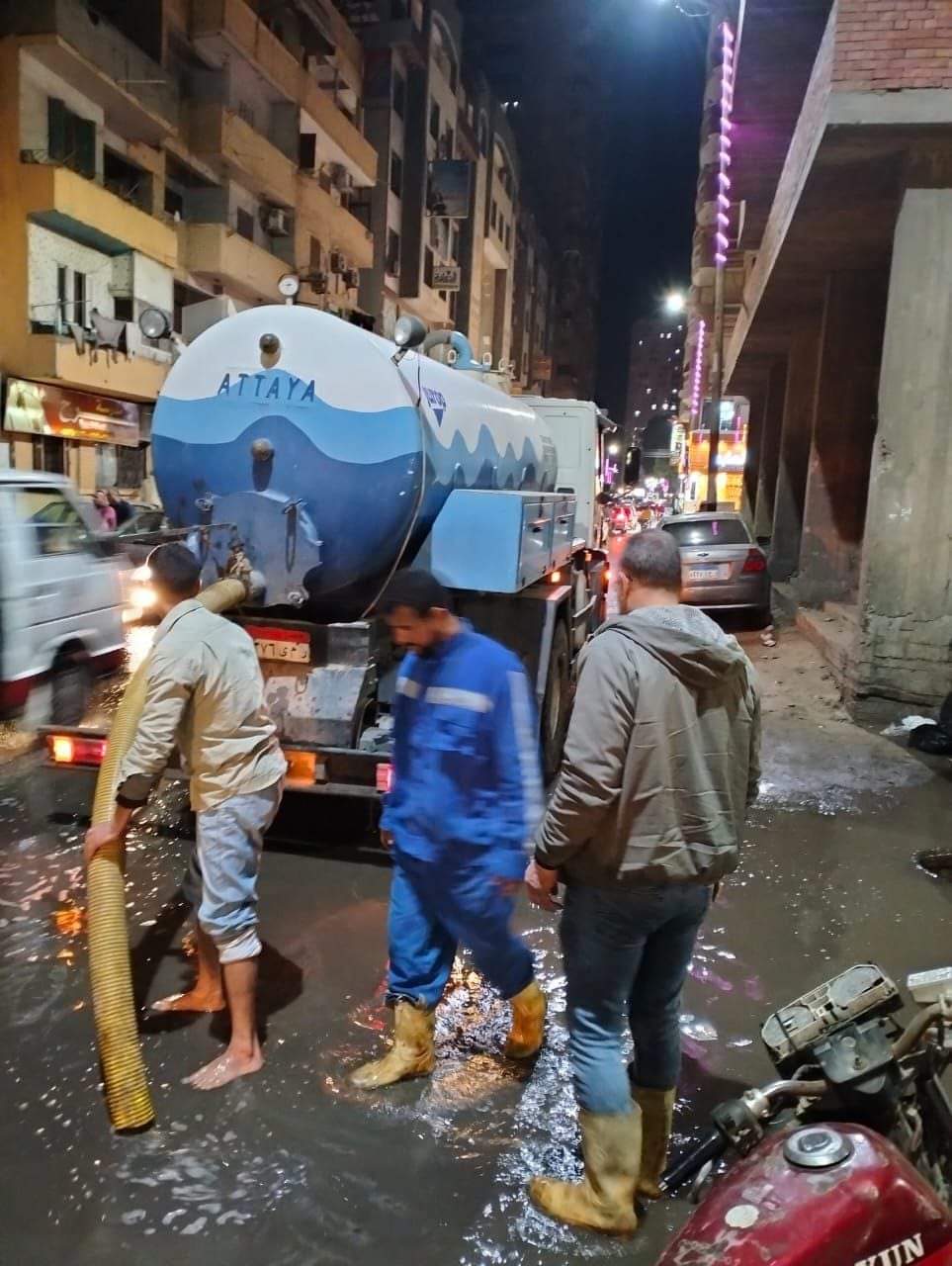 كسح مياه الأمطار فى الطرق والشوارع الرئيسية  (7)
