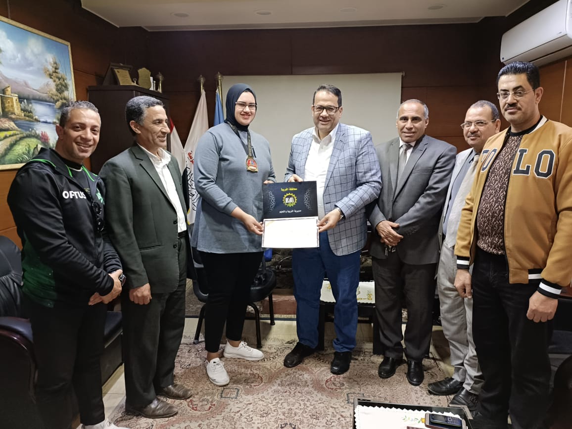 جانب من التكريم (2)