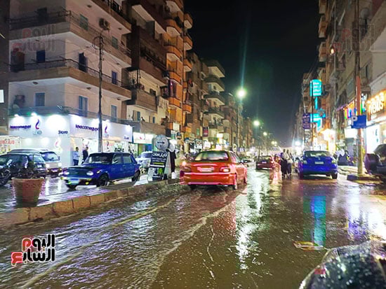 أمطار-وسيول-بشكل-مفاجئ-علي-الإسماعيلية--(2)