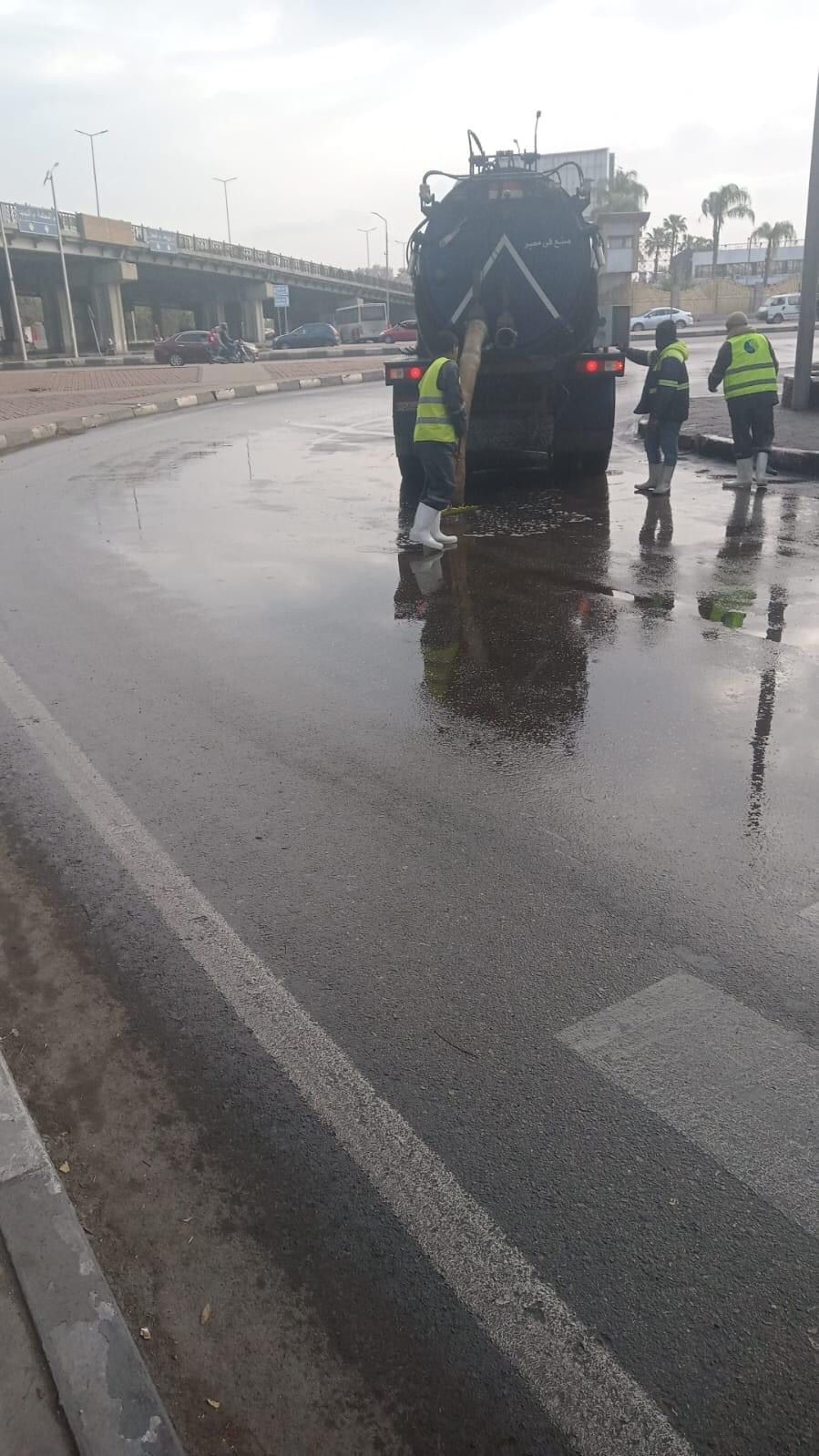 رفع مياه الأمطار بشوارع القاهرة والجيزة