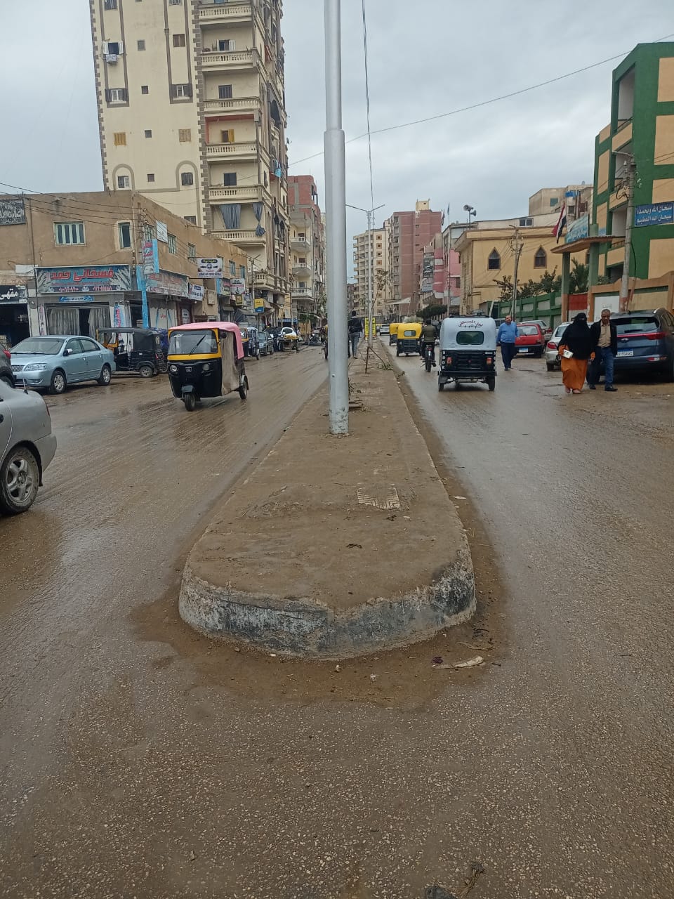 جانب من هطول الامطار