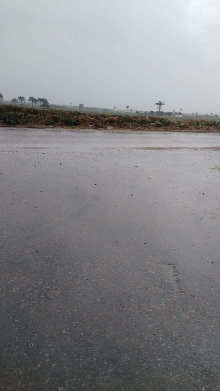 امطار بالطريق الصخراوى امطار بالطريق الصخراوى