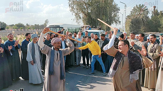 أهالى دار السلام بسوهاج يستقبلون سفير ألمانيا (2)