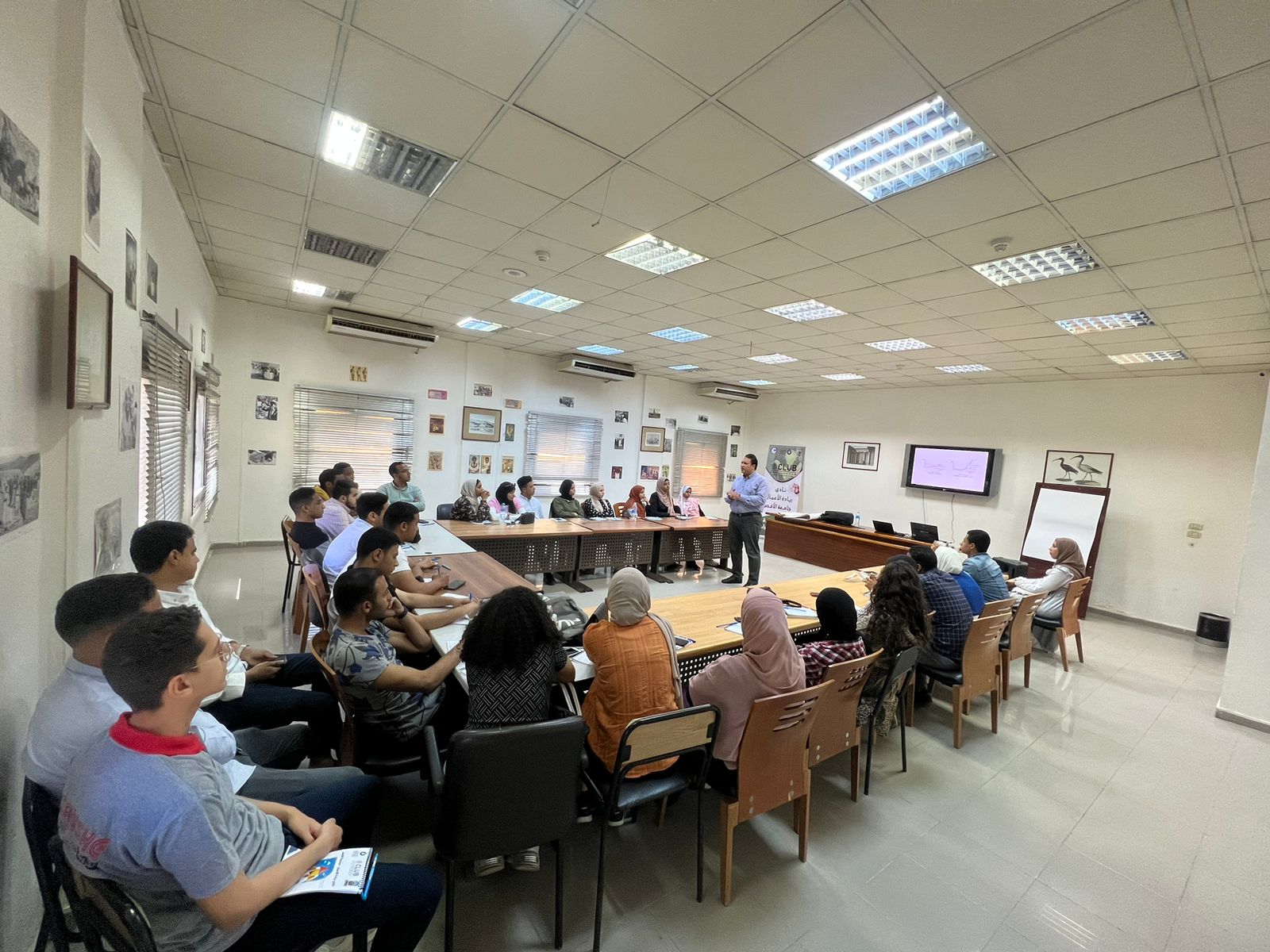 المعسكر التدريبي لنادي ريادة الأعمال لدعم الطلبة بالأقصر المعسكر التدريبي لنادي ريادة الأعمال لدعم الطلبة بالأقصر