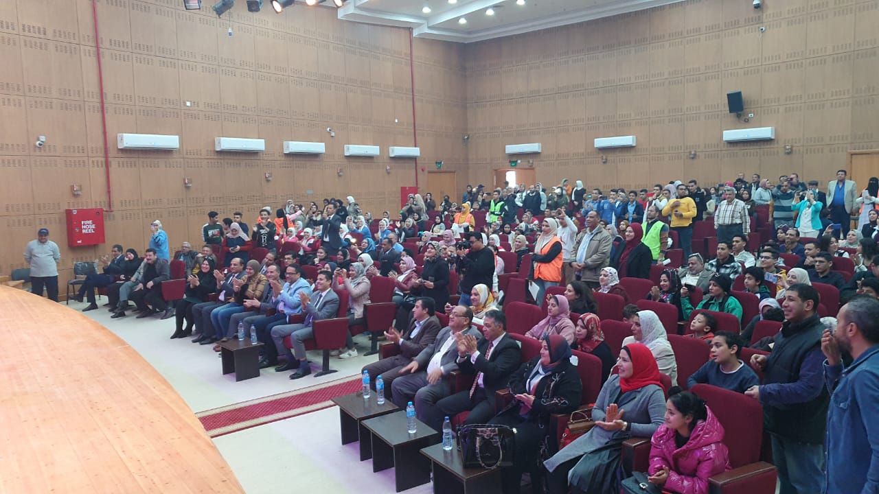  العرض المسرحى أنت أقوى من المخدرات (2)