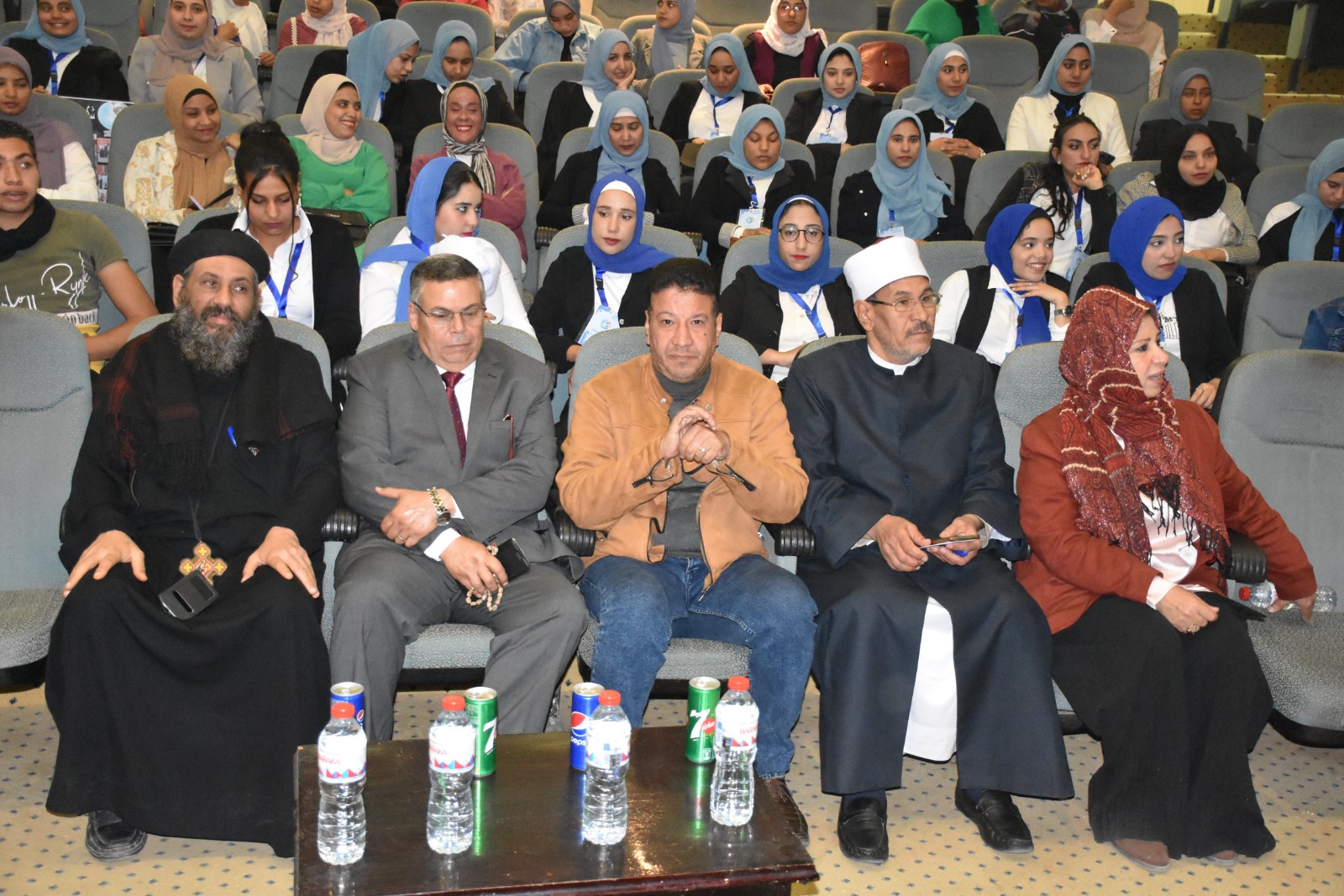 حضور فعاليات الأسبوع المائى بقرى حياة كريمة فى قصر ثقافة الأقصر_1 حضور فعاليات الأسبوع المائى بقرى حياة كريمة فى قصر ثقافة الأقصر_1