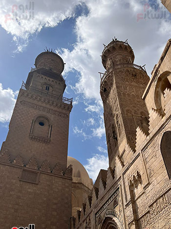 مسجد قلاوون من اجمل المساجد عمارة و زخرفة (1)