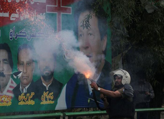 مظاهرات باكستان (7)