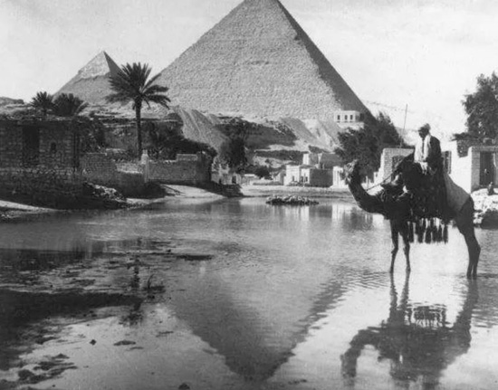 النيل فى أهرامات الجيزة (2)