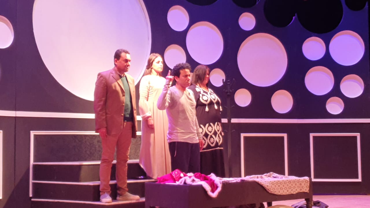  العرض المسرحى أنت أقوى من المخدرات (5)