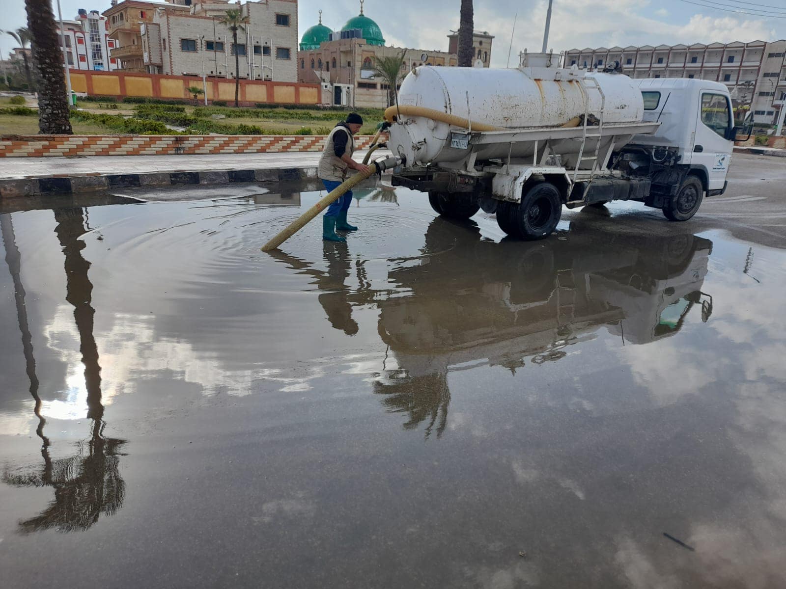 رفع مياه الامطار بمصيف بلطم