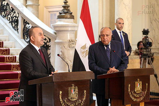 مؤتمر وزير الخارجيه المصري ووزير الخارجيه التركي بالقاهره (12)