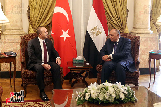لسة المباحثات بين وزيرى خارجية مصر وتركيا (8)