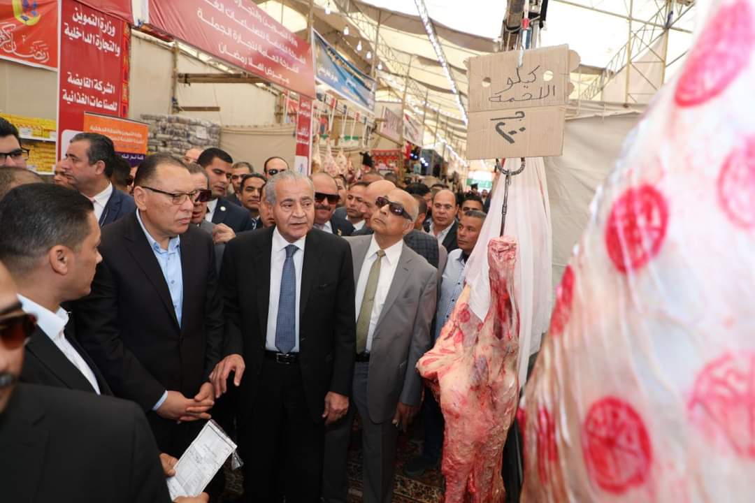 وزير التموين فى معرض اهلا رمضان وزير التموين فى معرض اهلا رمضان