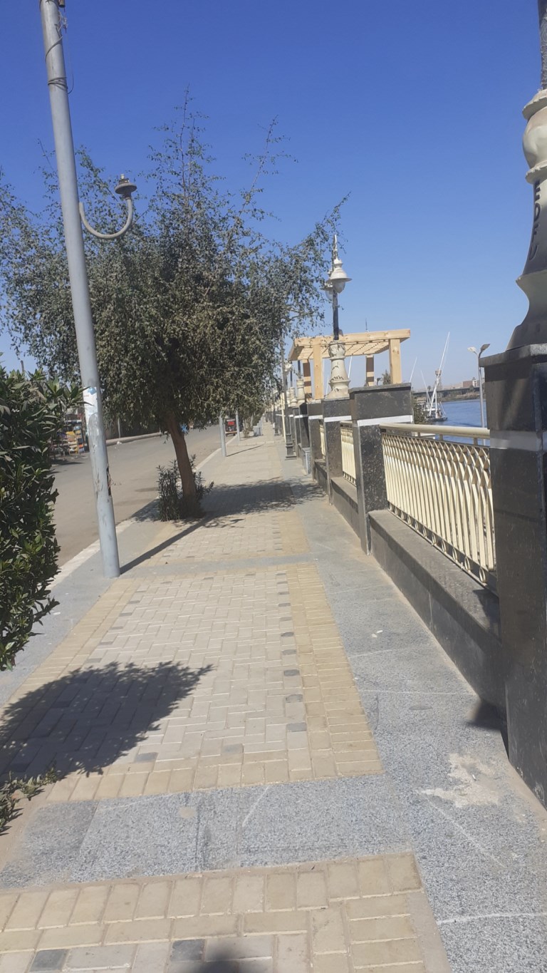  أعمال تنفيذ ممشى إدفو بأسوان  (3)