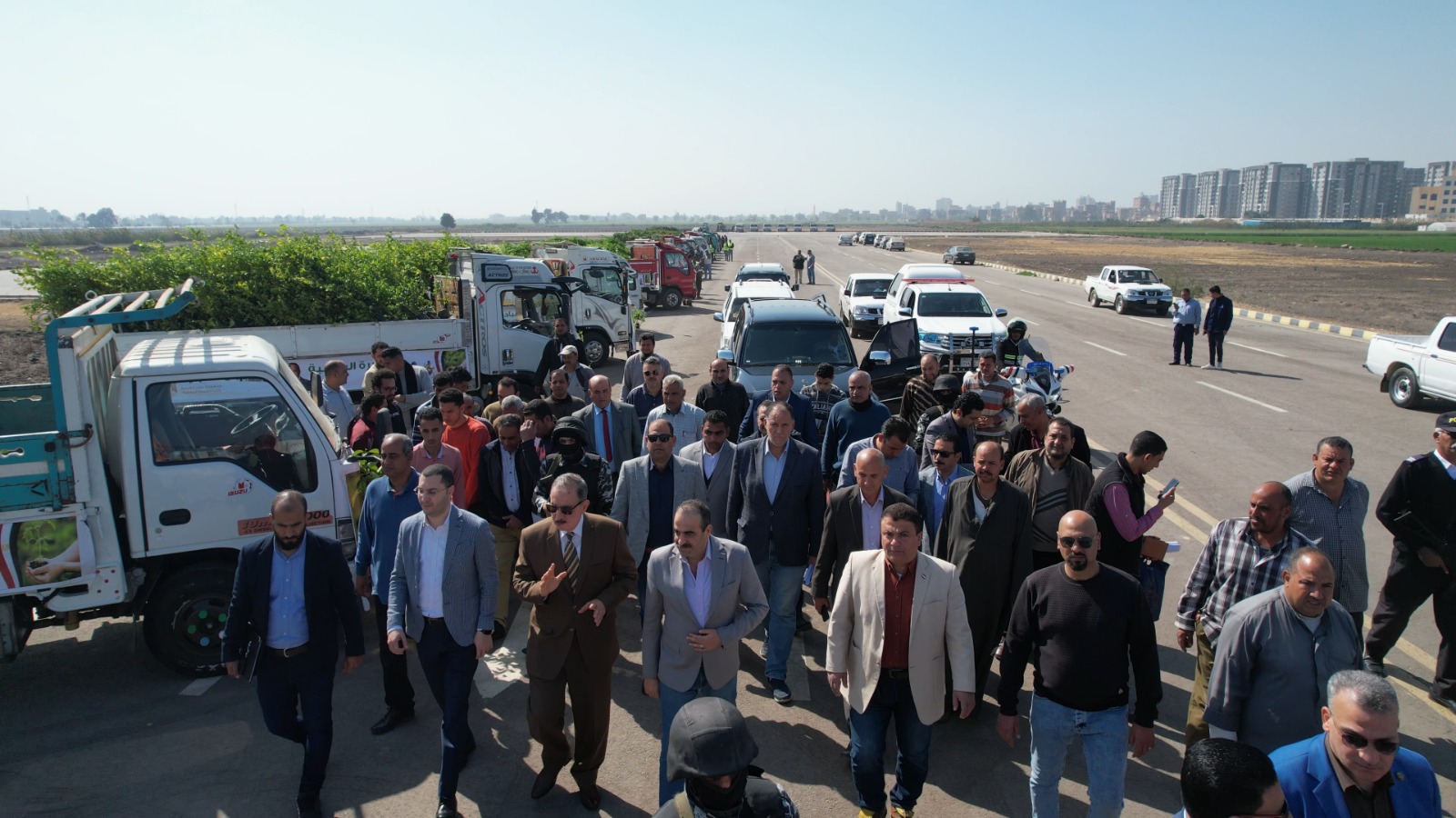 متابعة وصول الاشجار المثمرة