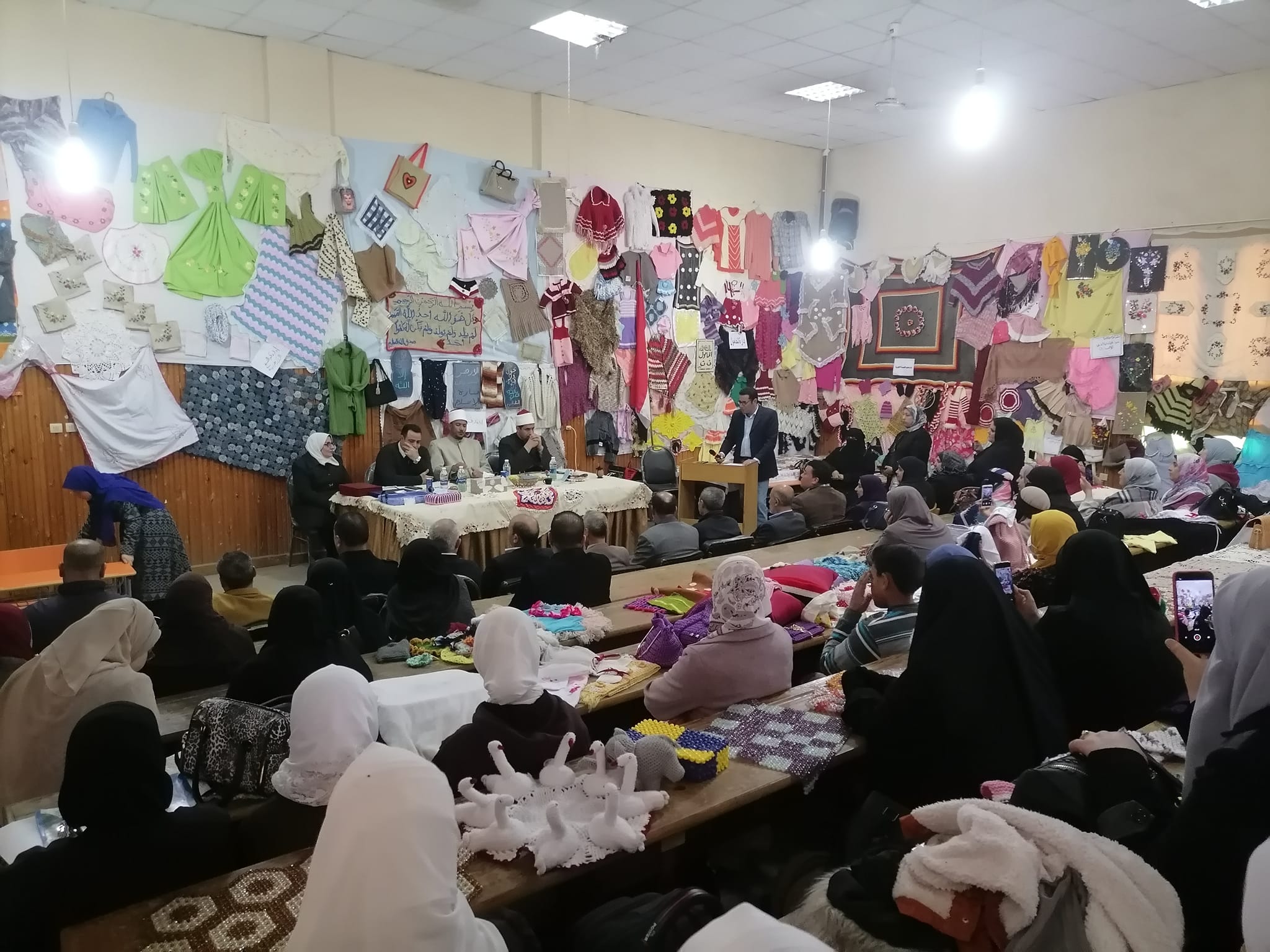 الحضور بالمعرض الحضور بالمعرض