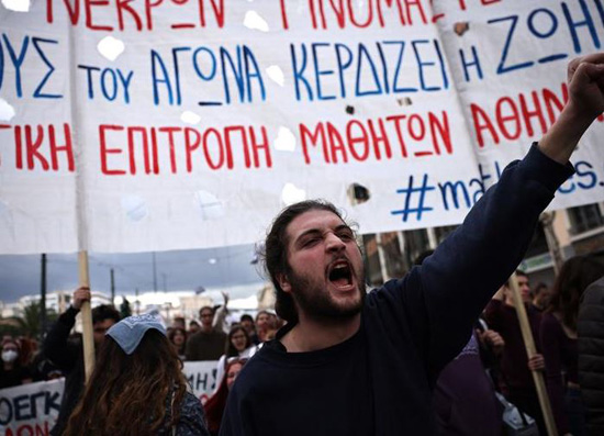 احتجاجات اليونان (8)