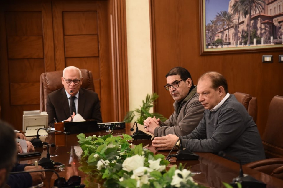 اجتماع المحافظ اجتماع المحافظ