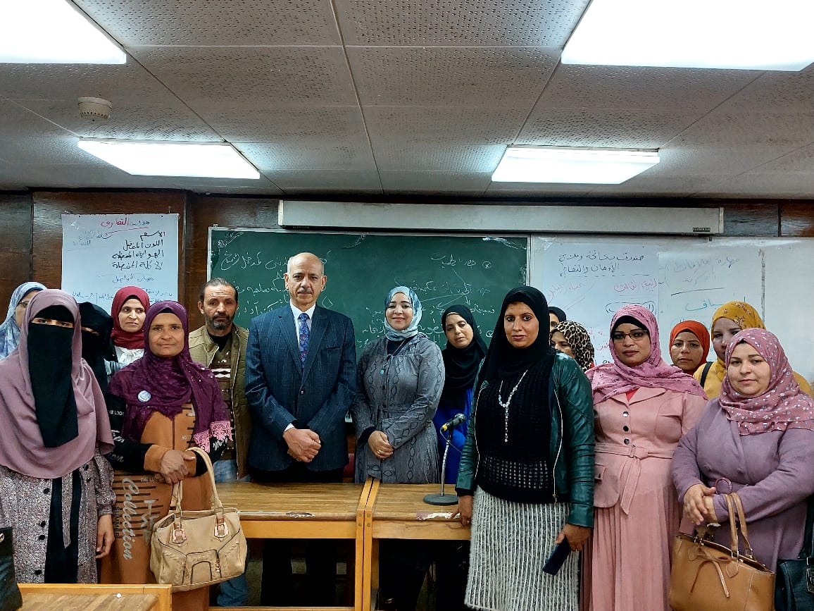 ندوة توعوية للتعرف على جهود القضاء على الامية فى سوهاج (4)