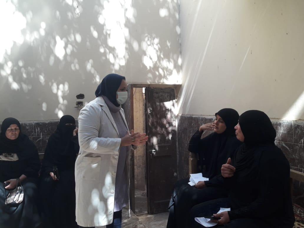 سلسلة من الندوات البيطرية فى قرى إسنا وأرمنت