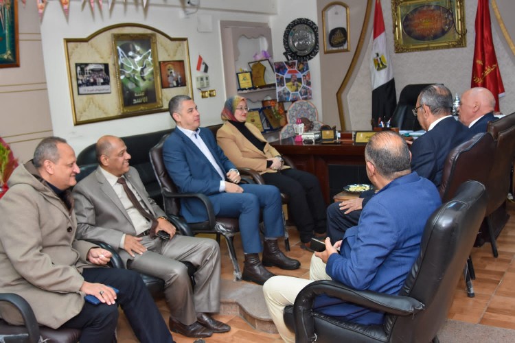 استقبال نقيب معلمي مصر