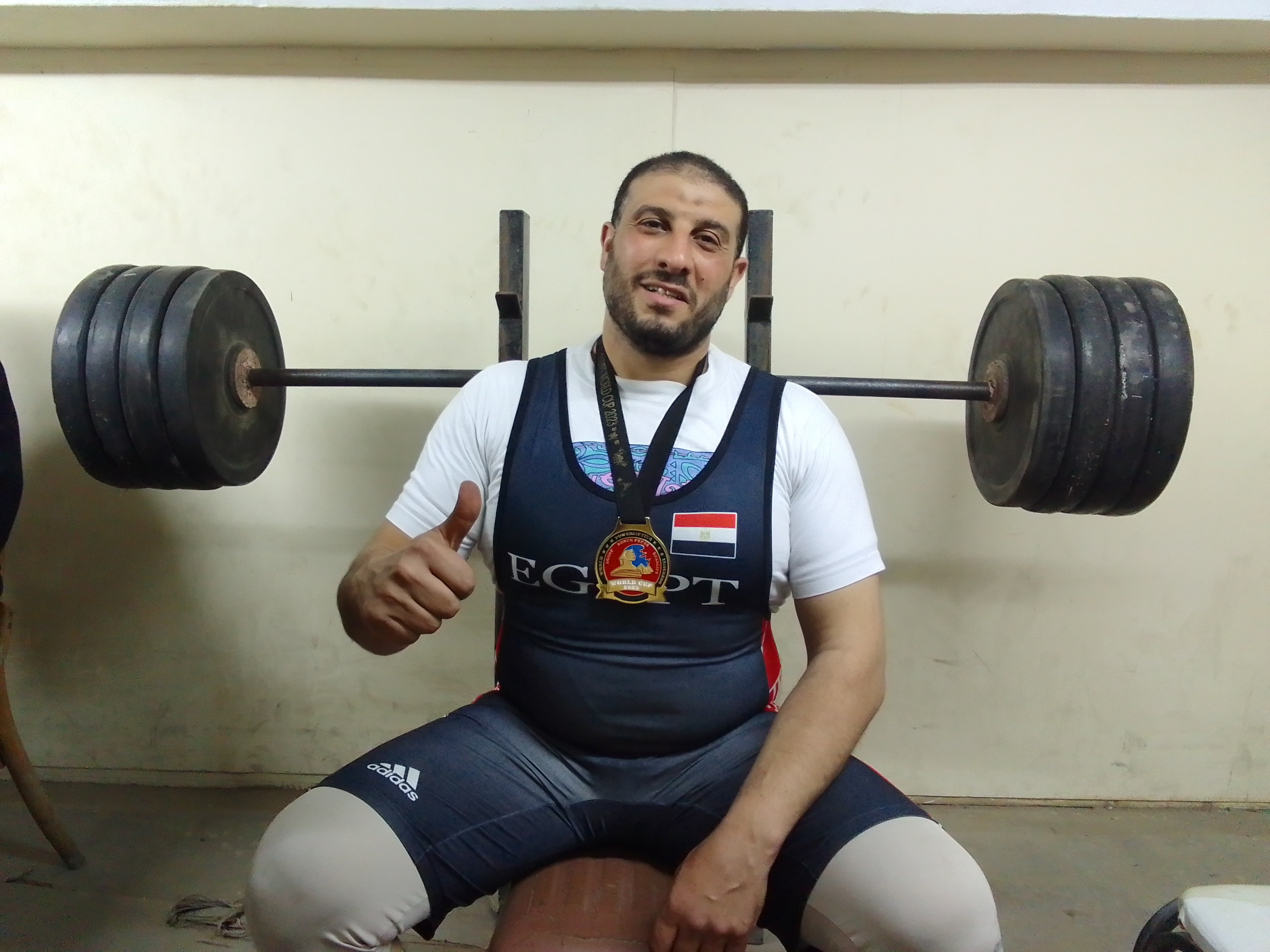 أحمد شقداف بطل العالم فى القوة البدنية (3)