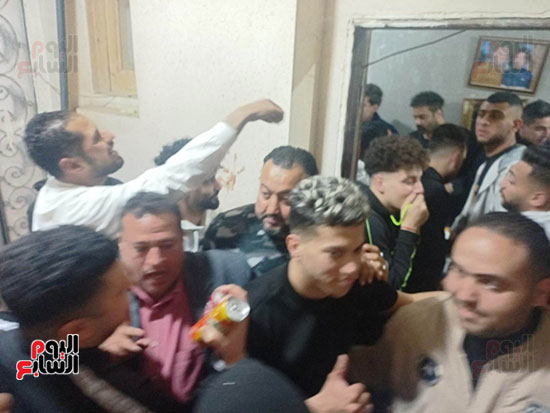 إمام-عاشور-يحتفل-بـالحنة-فى-حفل-عائلى-(20)