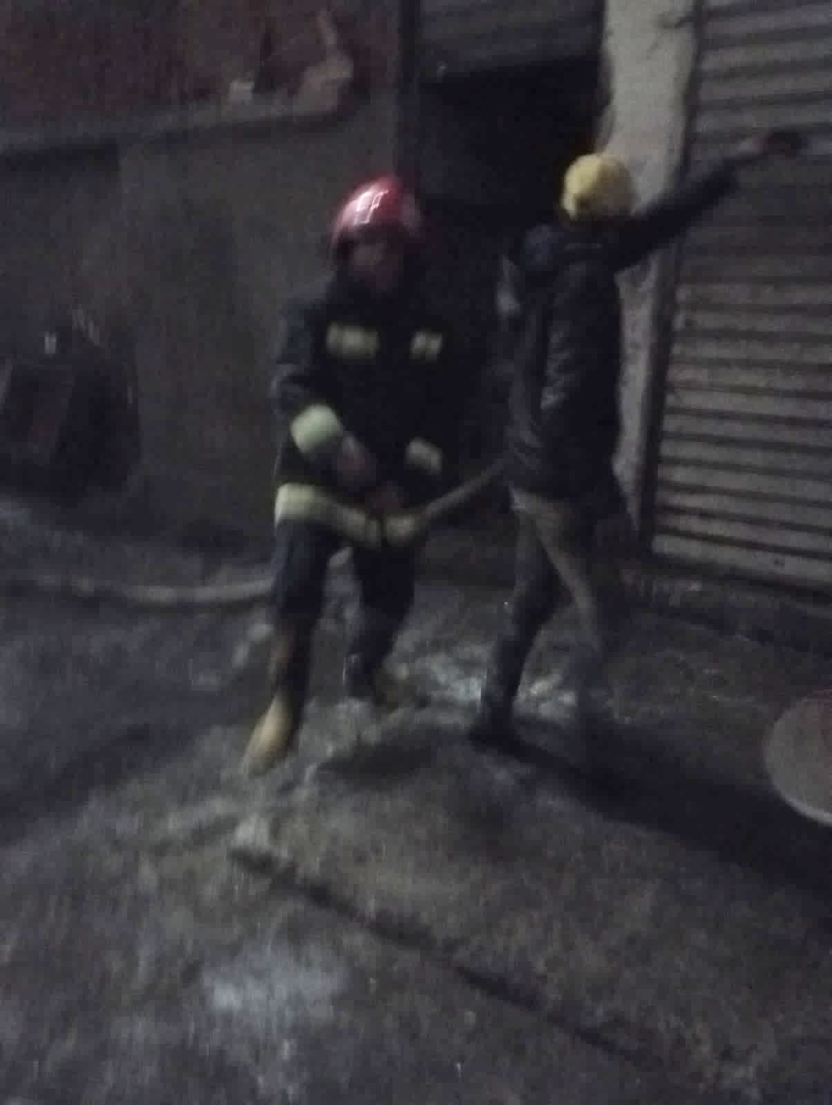 السيطرة على حريق محل خردة باللبان السيطرة على حريق محل خردة باللبان