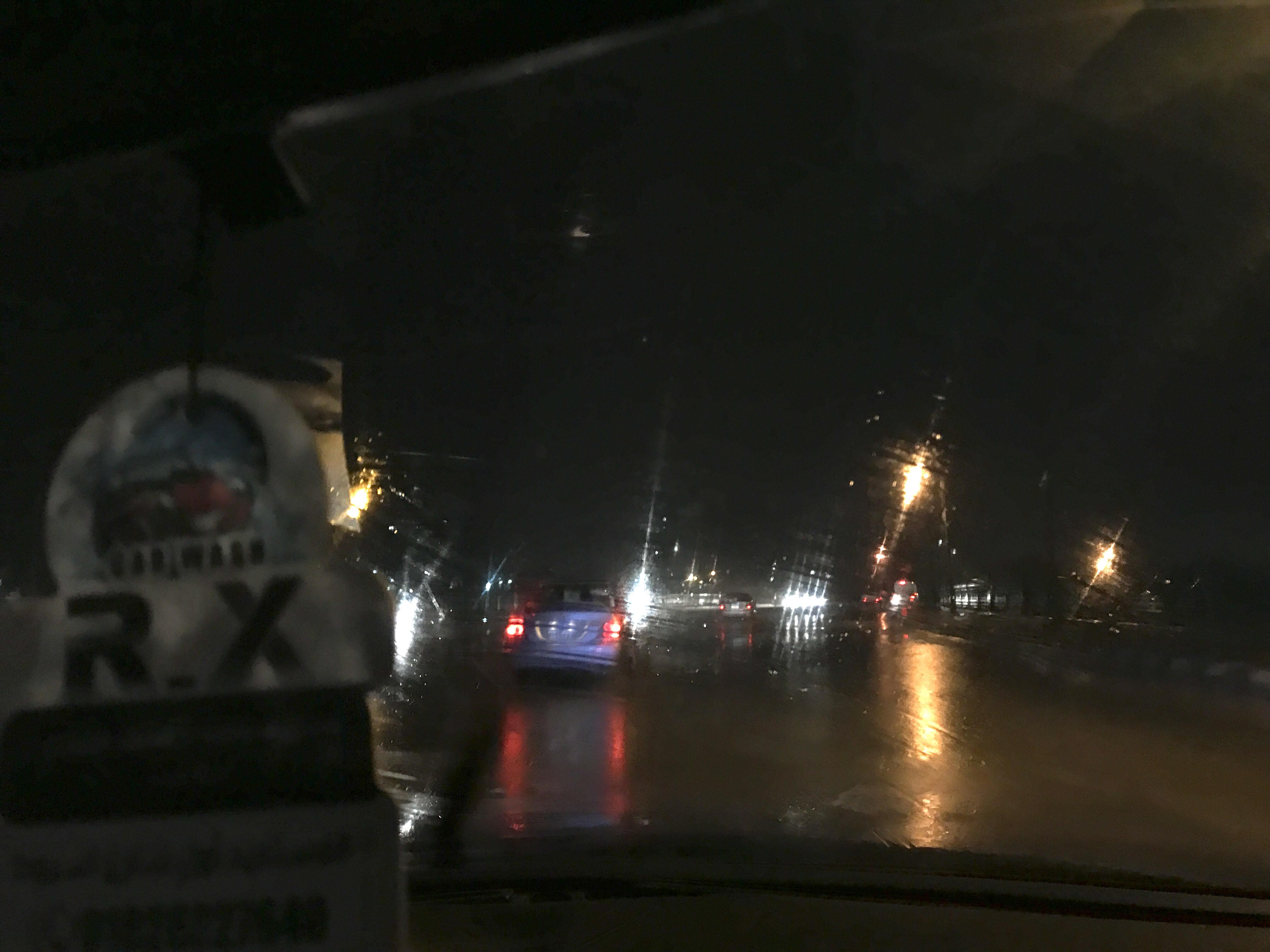 سقوط أمطار خفيفة بشكل متقطع (1)