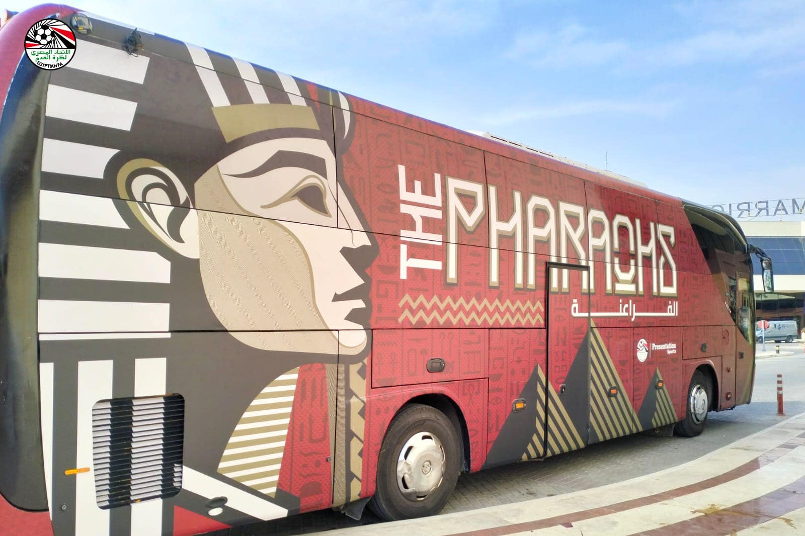 حافلة منتخب مصر  (4)