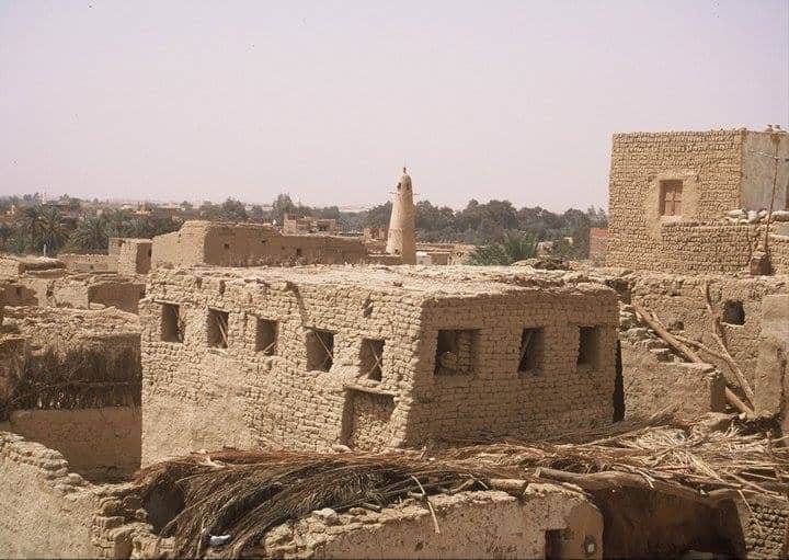 جانب من منازل قرية القصر الإسلامية