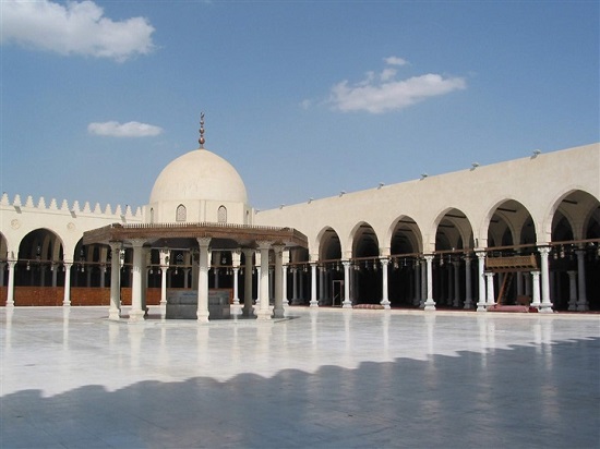 مسجد عمرو إبن العاص
