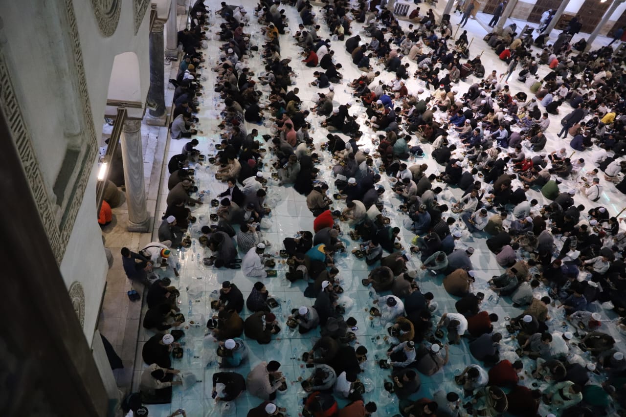 4000 وجبة افطار بالجامع الازهر 9