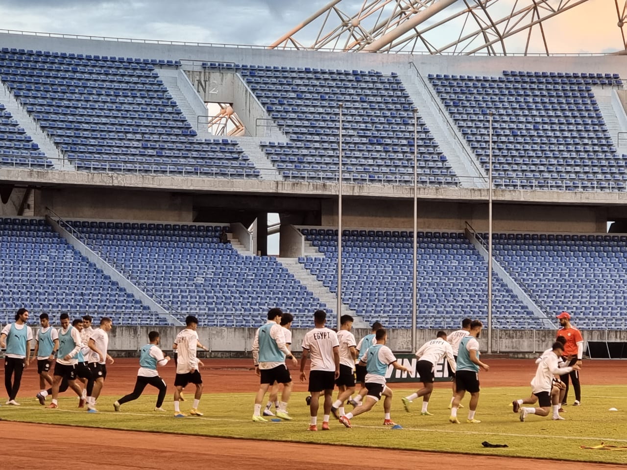 تدريب المنتخب الأولمبى بزامبيا (1)