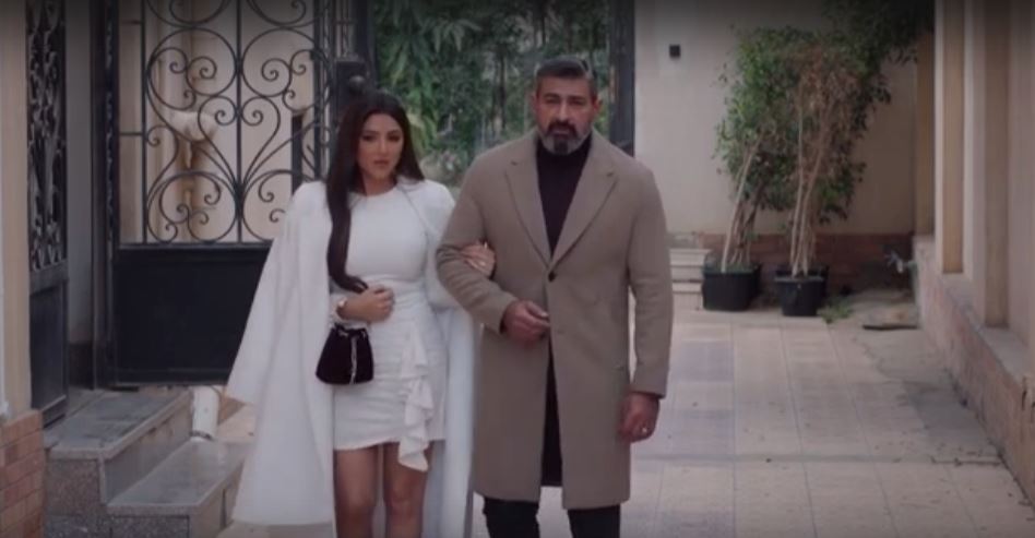 علاقة مشروعة الحلقة 3.. ياسر جلال يتزوج رسمياً من مي عمر بعد حملها منه (1)