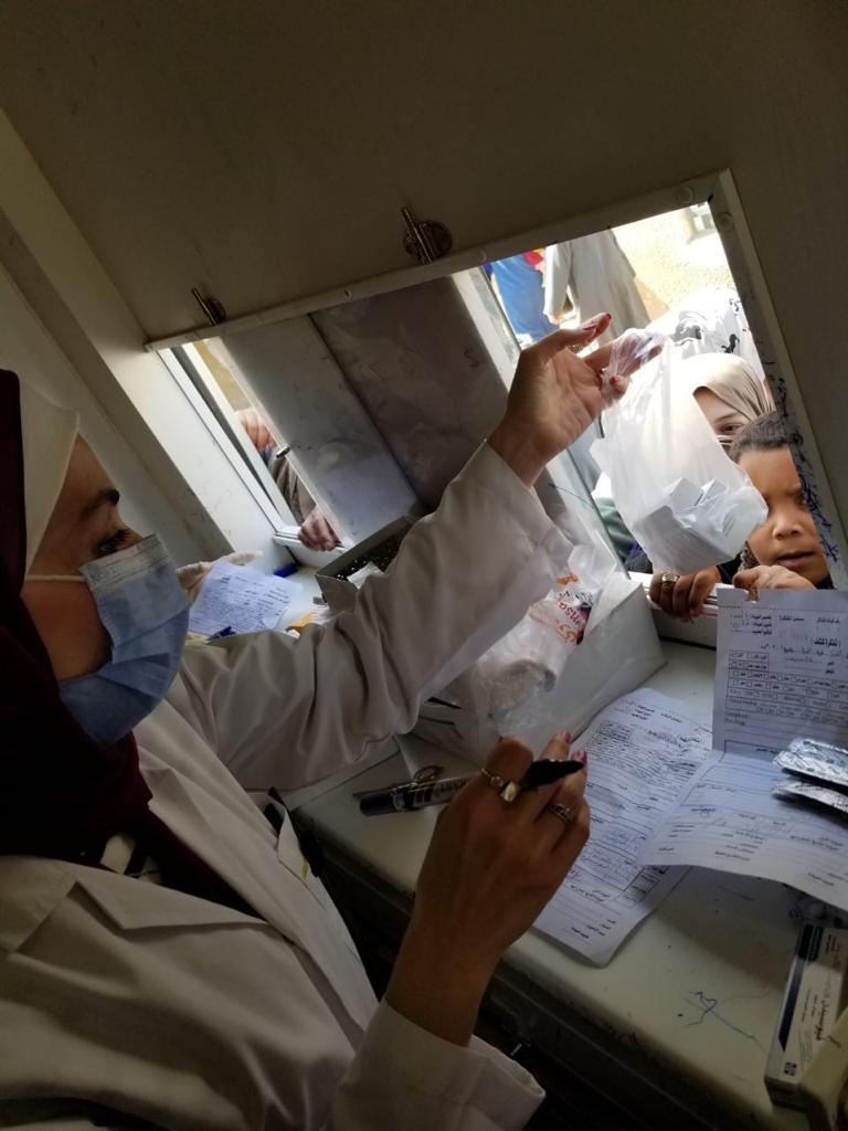  قوافل طبية بعدد من قرى محافظة المنيا (6)