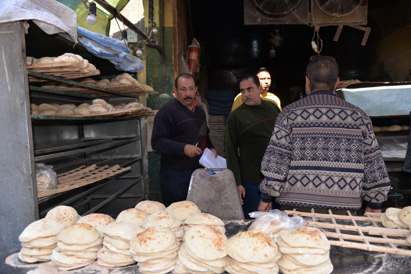 حملة تموينية لضبط ومراقبة الأسواق والأسعار بمدينة الإسماعيلية (2)