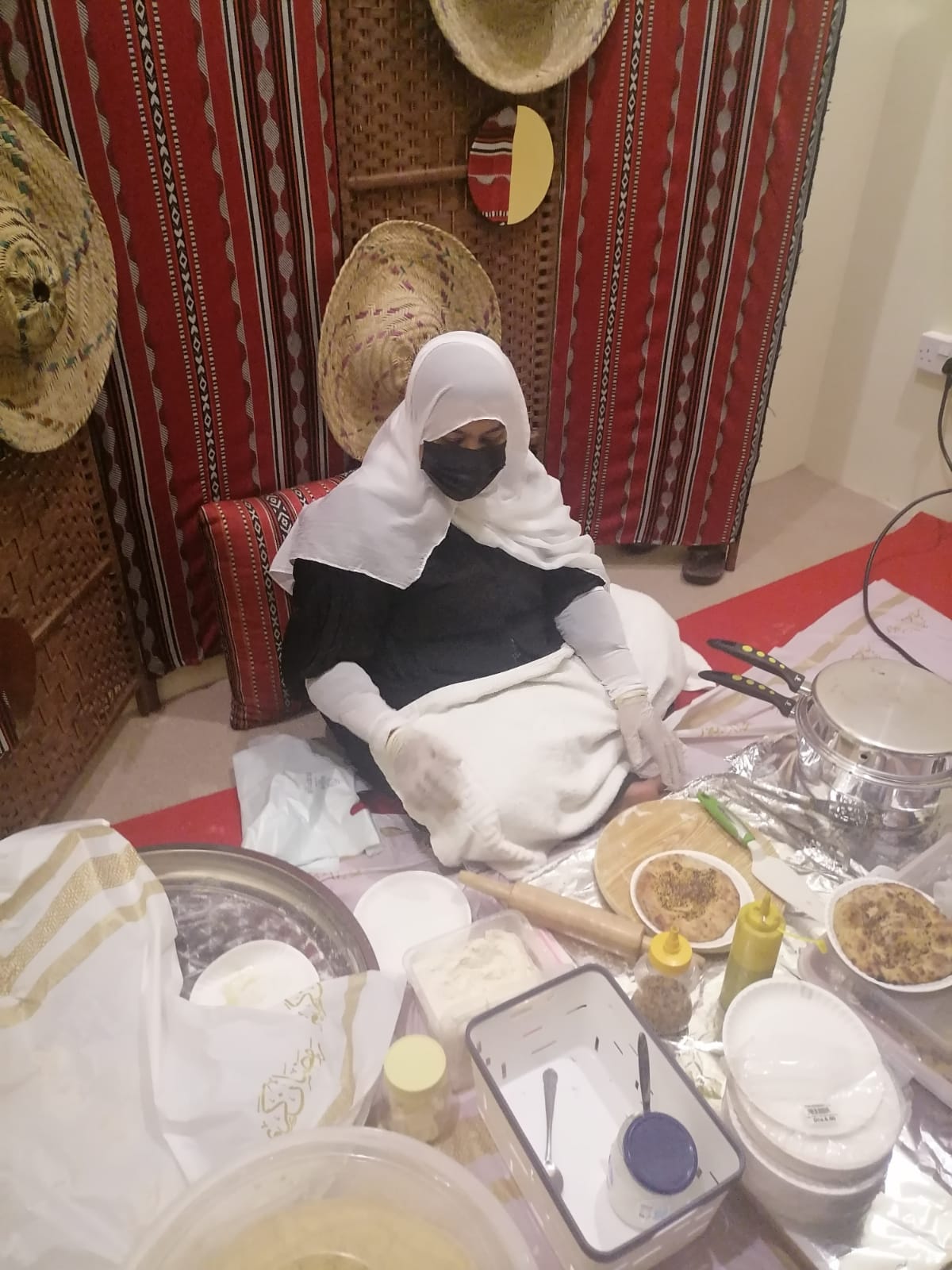 حارة الخبازين بـ”الشارقة التراثية”.. الخبز العربى من العروقى لـ المغربى.. صور وفيديو – منوعات