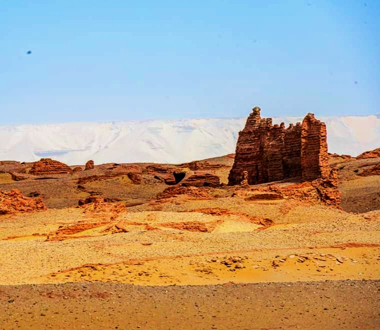 المدينة على مساحة 50 فدان