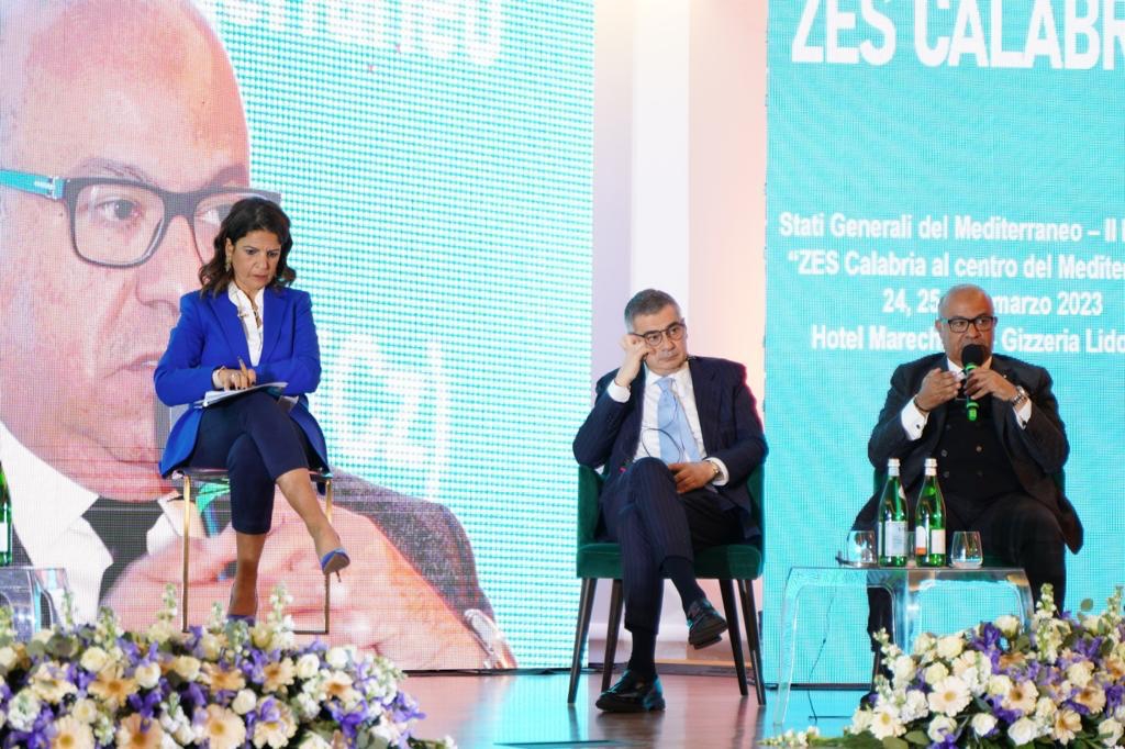 الدكتور إبراهيم عشماوى يبحث مع كبرى الشركات الايطالية فرص الاستثمار فى مصر