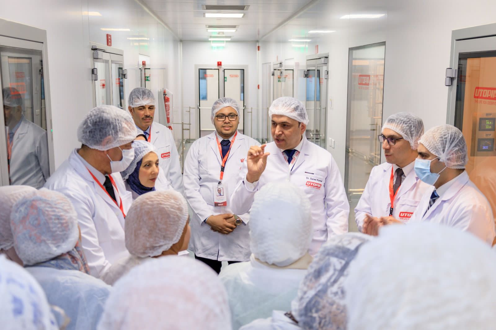 داخل مصنع الدواء