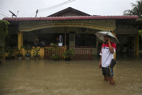 الفيضانات-تغرق-ماليزيا