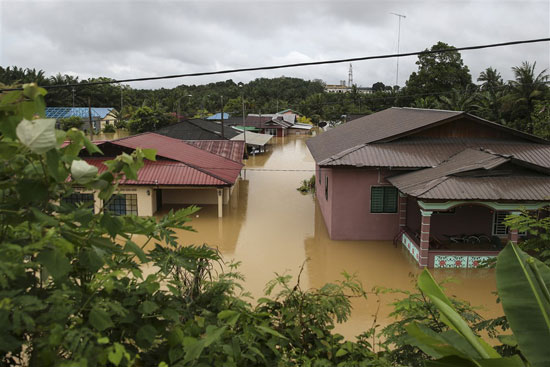 منطقة-سكنية-غمرتها-المياه-في-يونغ-بينغ-،-جوهور-،-ماليزيا