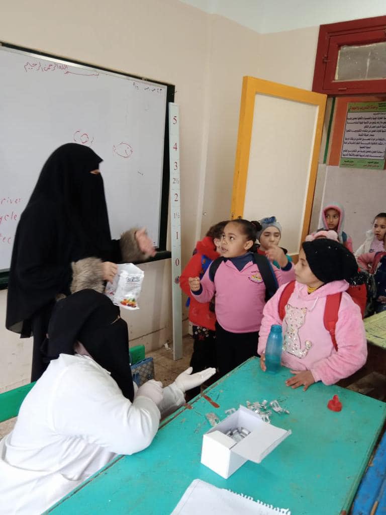 تجريع التلاميذ بالمدارس