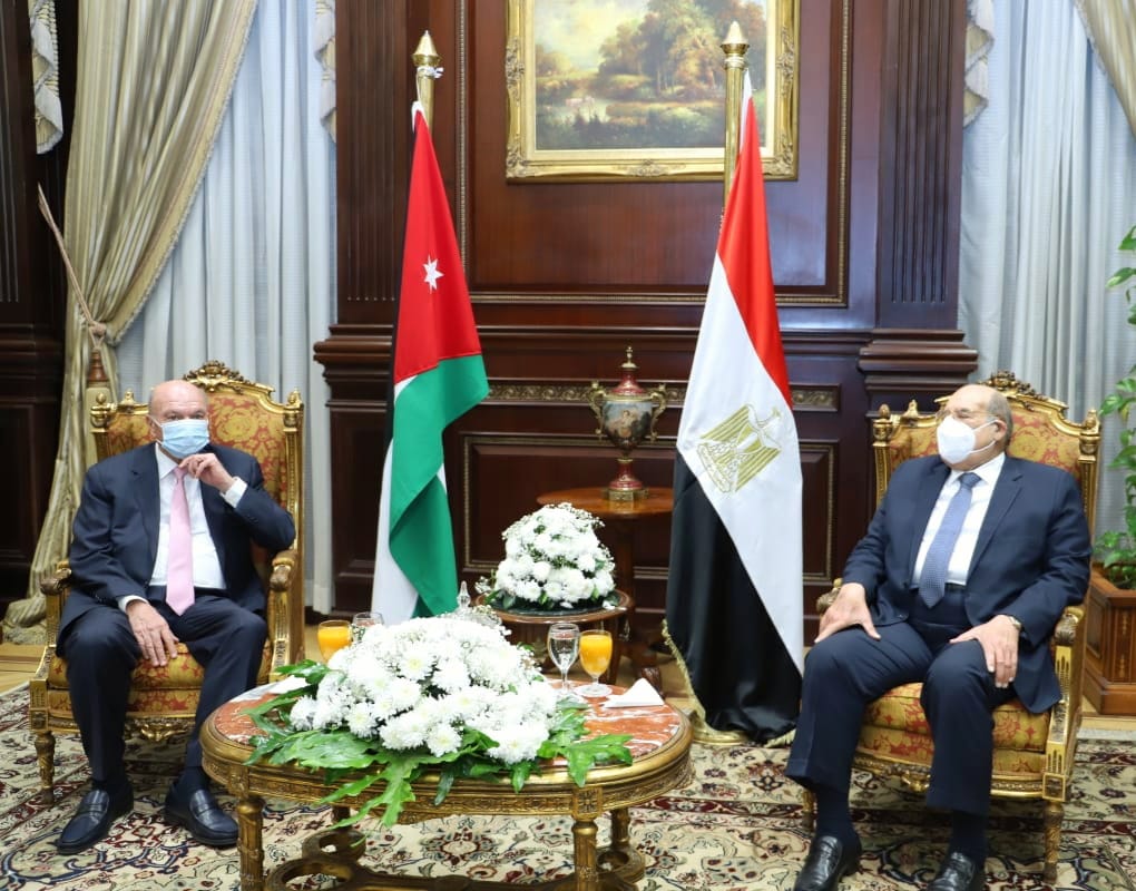 رئيس مجلسالشيوخ  يلتقي رئيس مجلس الأعيان الأردني  (2)